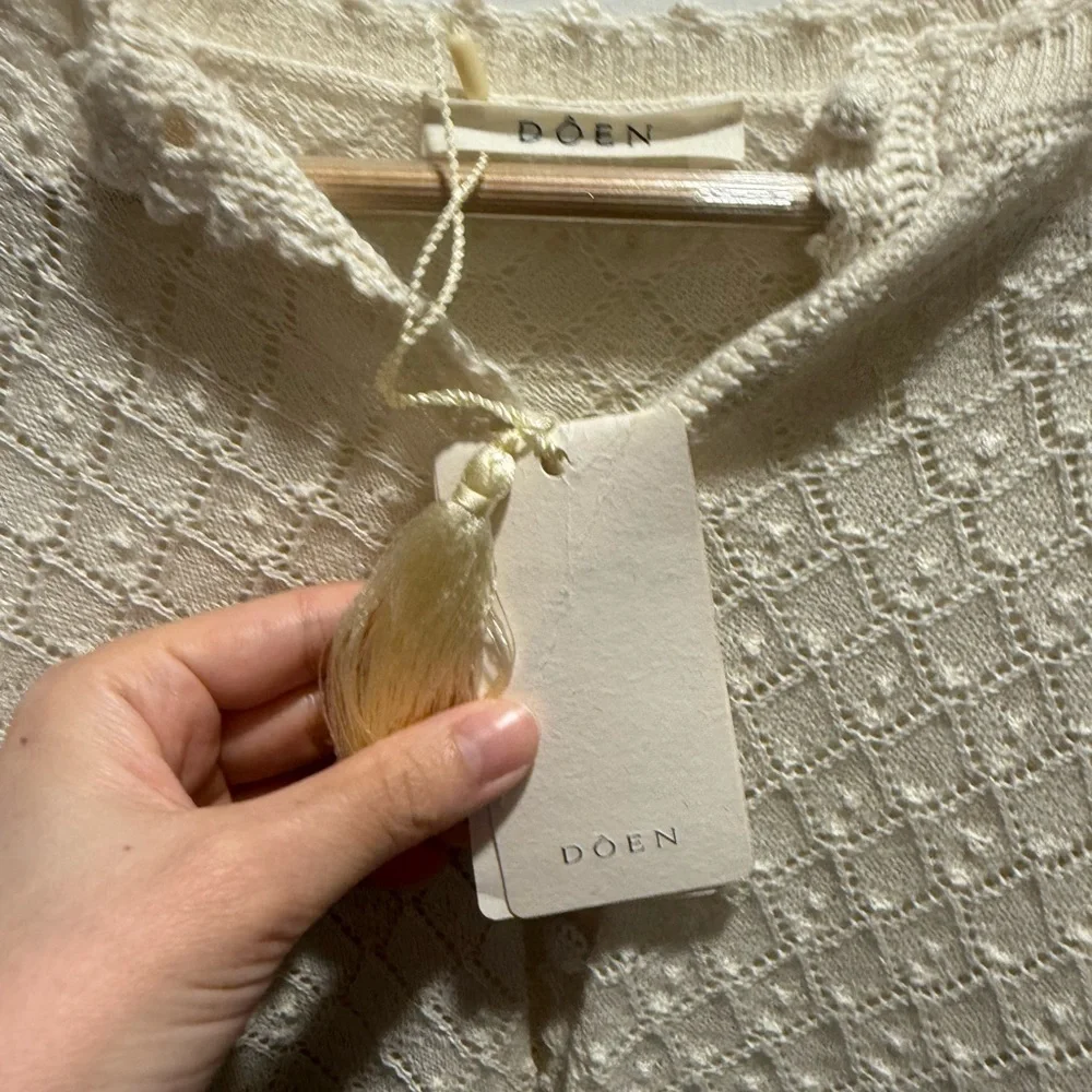 Doen Cream Textured Knit Blouse - Picture 3 of 3